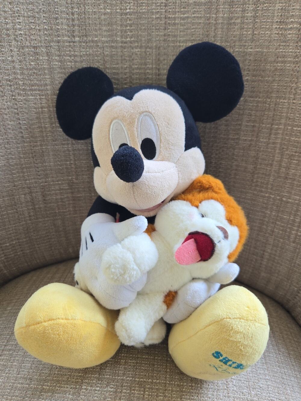 Disney Japan Shibuya Limited Mickey Mouse Hugging Shiba Inu Hachiko Plush 10"